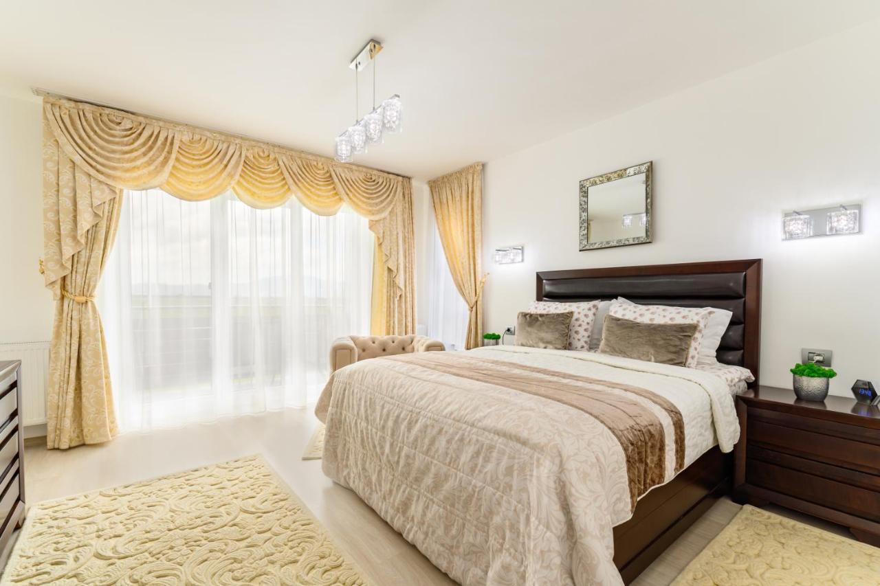 Luxury Apartment Avantgarden 3 Braşov Exteriör bild